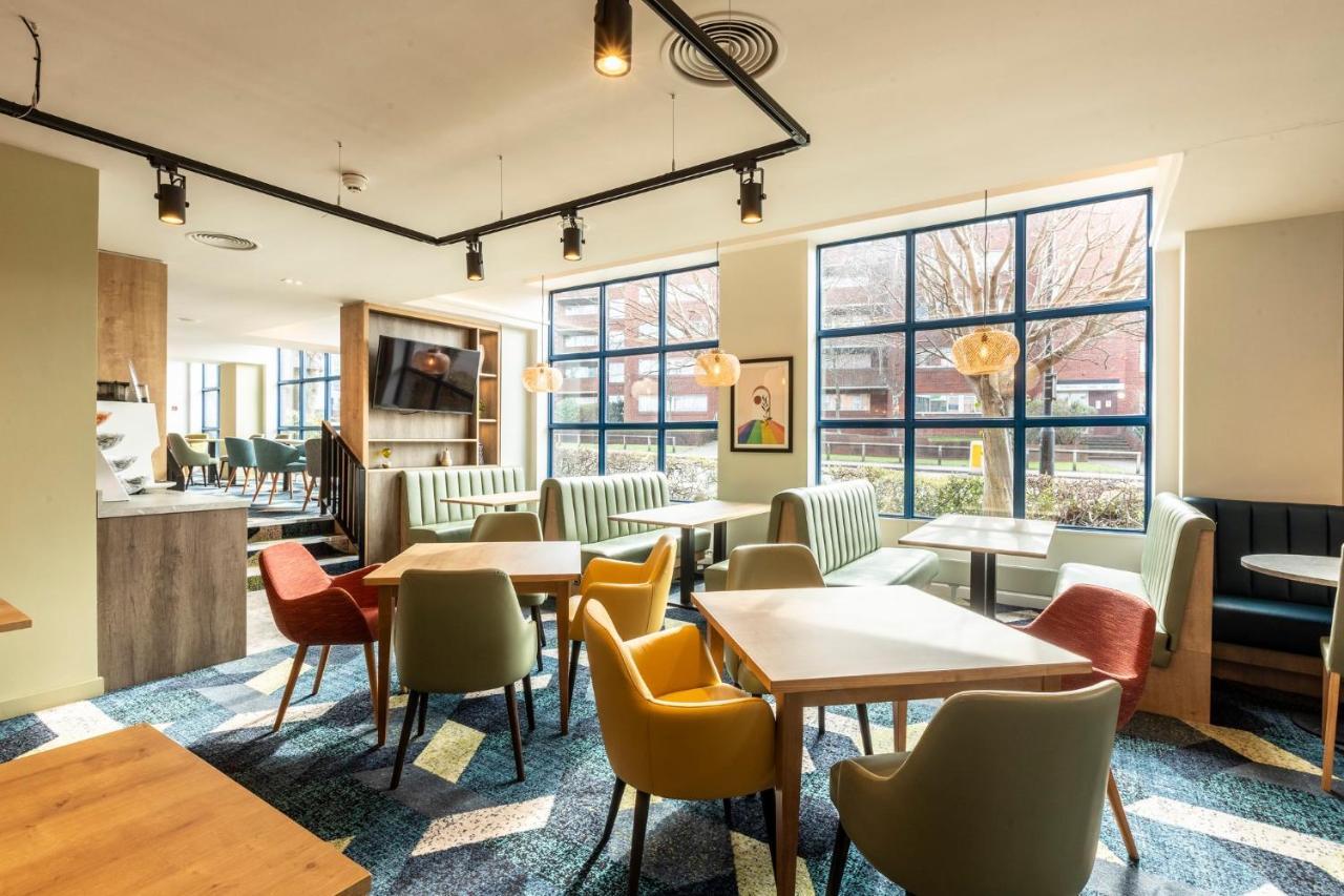 Holiday Inn London Sutton By Ihg Exteriér fotografie