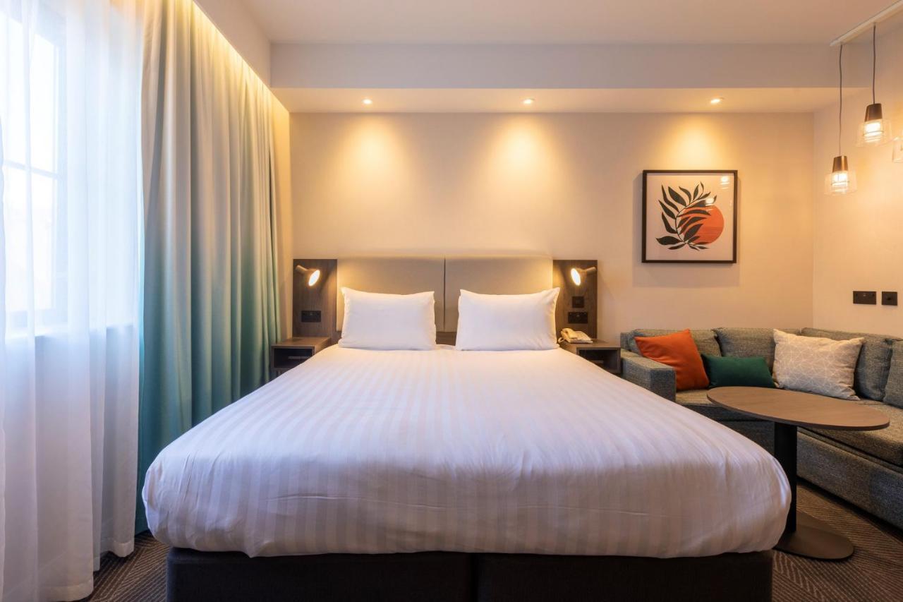 Holiday Inn London Sutton By Ihg Exteriér fotografie