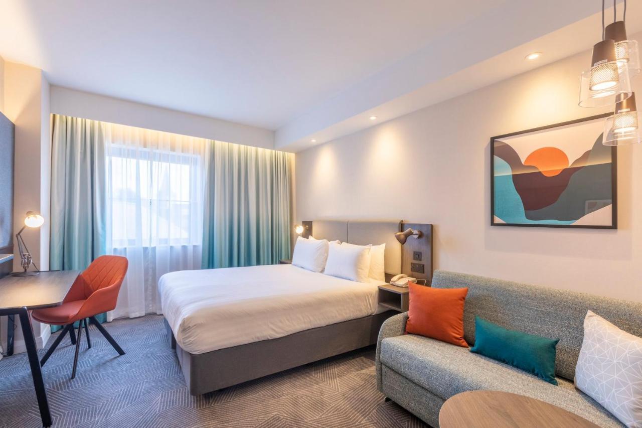 Holiday Inn London Sutton By Ihg Exteriér fotografie