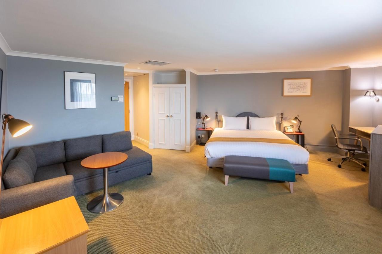 Holiday Inn London Sutton By Ihg Exteriér fotografie